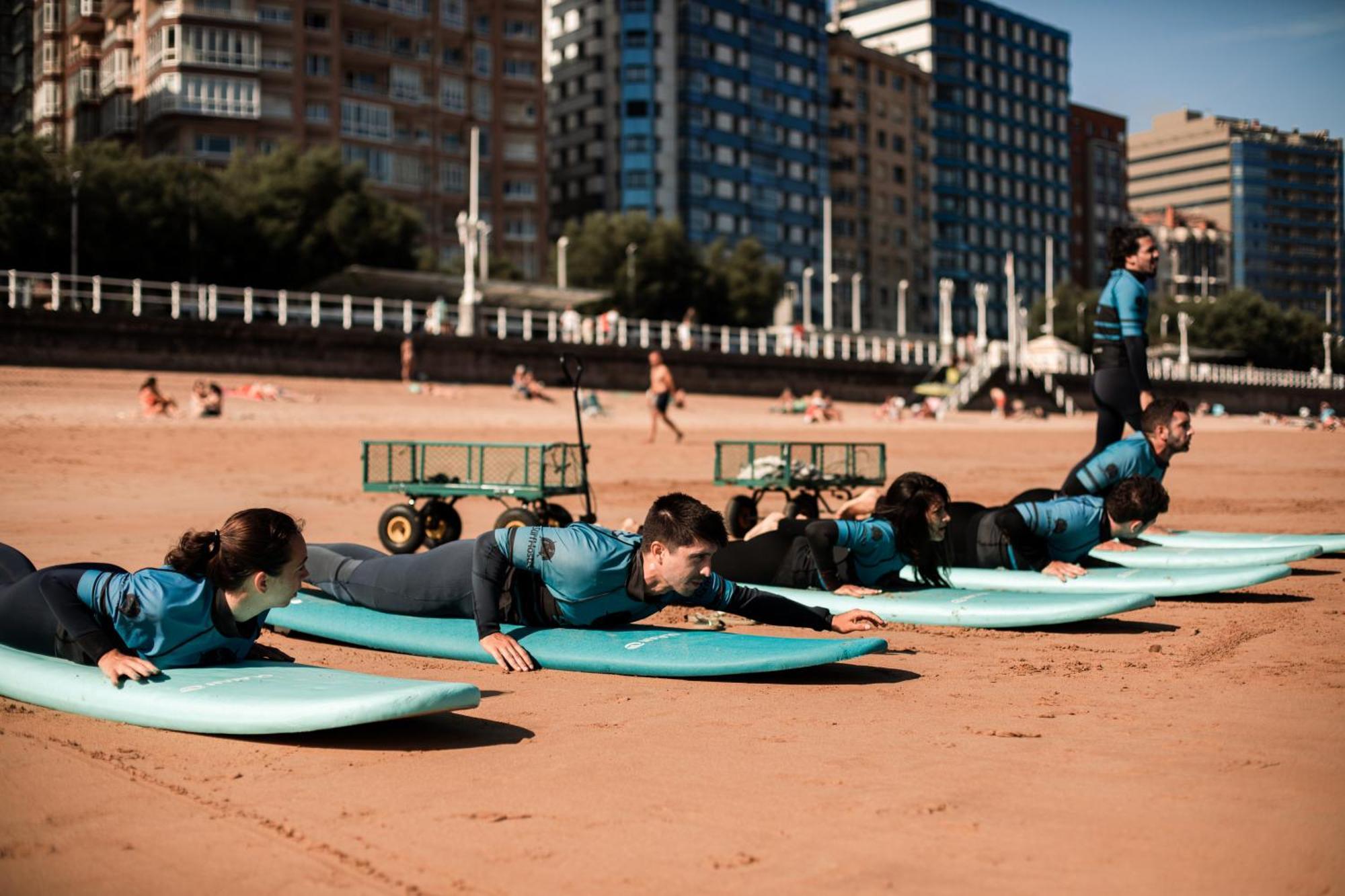 Gijon Surf Hostel Dış mekan fotoğraf